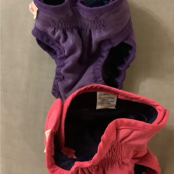 Dog diapers, Simple Solution Brand for female, size small - Picture 2 of 4